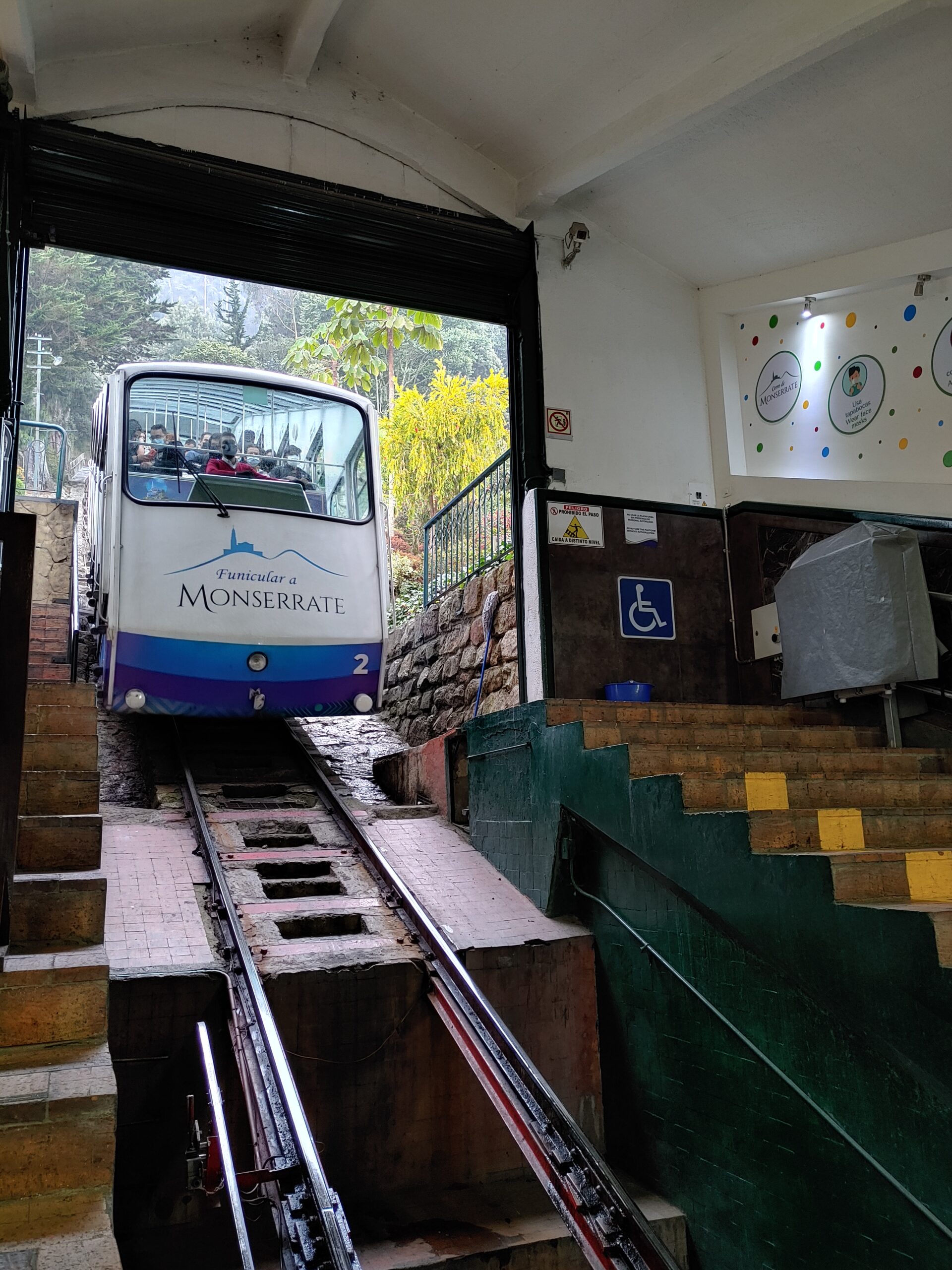 funicular-Monserrate-Bogota-1